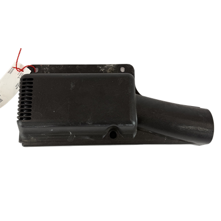 Plastkåpa golv höger sida